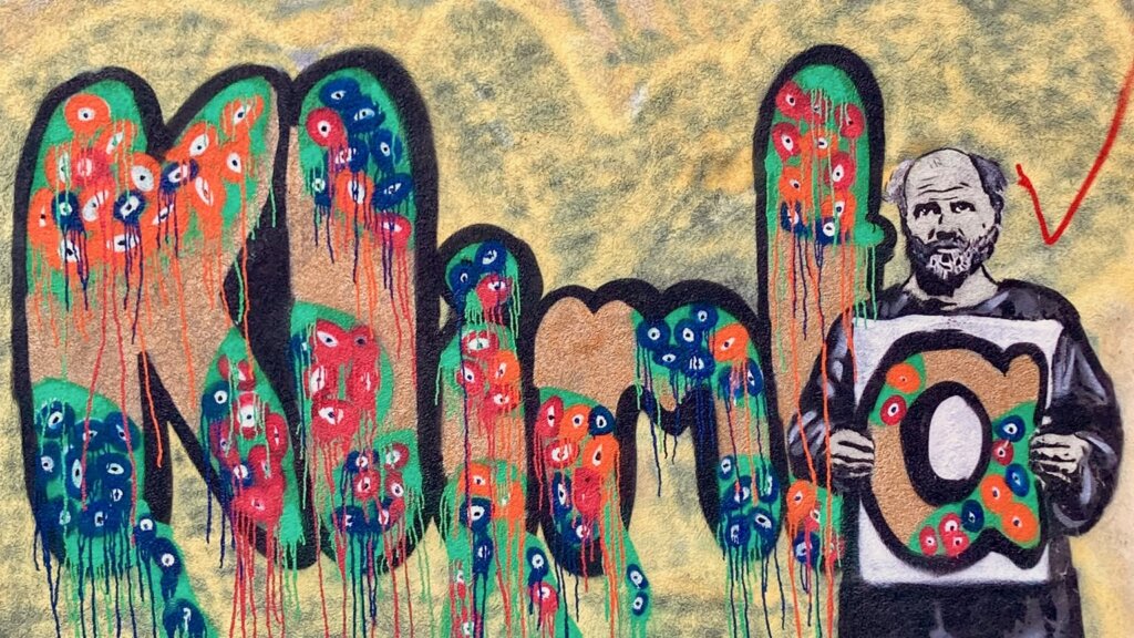 Foto vom Klima/Klimt Mural Nähe Avedikstrasse
